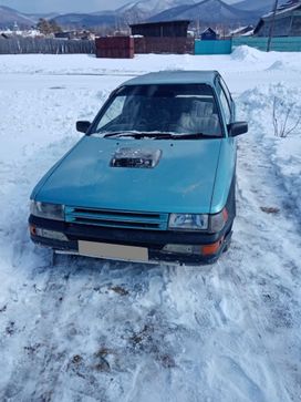  3  Toyota Corolla II 1990 , 15000 , 