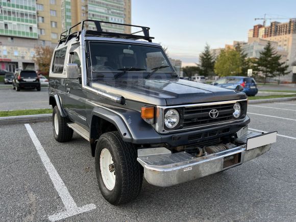  3  Toyota Land Cruiser 1998 , 780000 , 