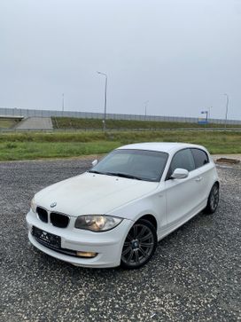  BMW 1-Series 2010 , 800000 , 
