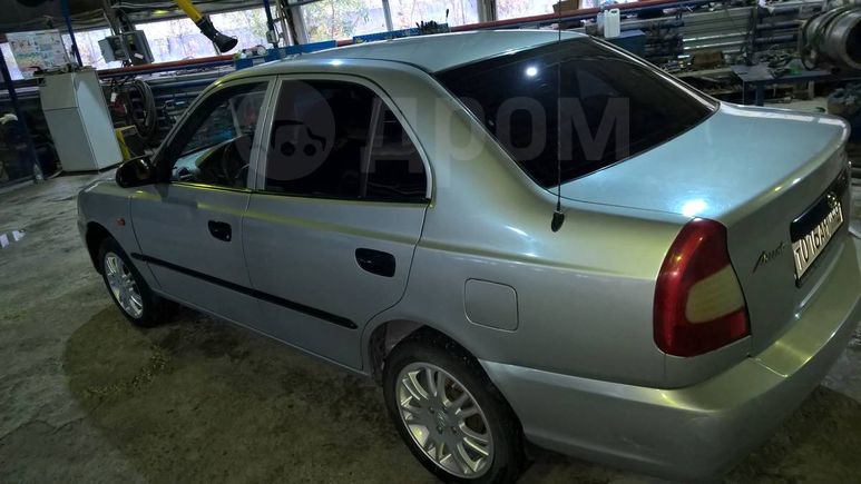  Hyundai Accent 2003 , 110000 , 