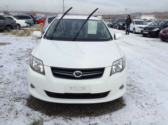  Toyota Corolla Fielder 2011 , 536000 , 