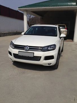 SUV   Volkswagen Touareg 2010 , 2000000 , 