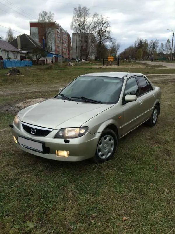  Mazda 323 2003 , 216000 , 