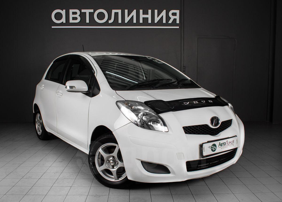 Toyota Vitz 2010 White