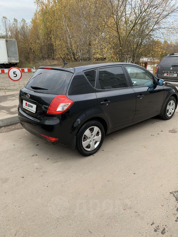  Kia Ceed 2010 , 390000 , 