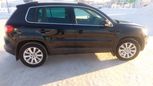 SUV   Volkswagen Tiguan 2011 , 900000 , -