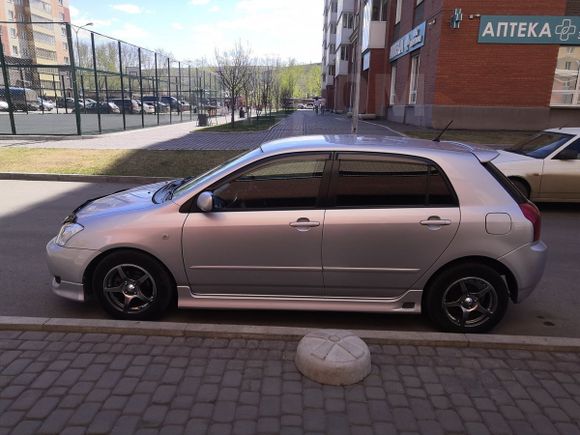  Toyota Corolla Runx 2004 , 470000 , 