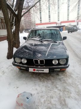  BMW 5-Series 1983 , 230000 , 