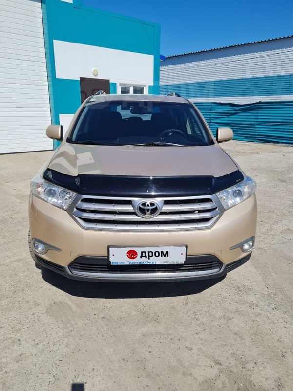 SUV   Toyota Highlander 2012 , 1350000 , 