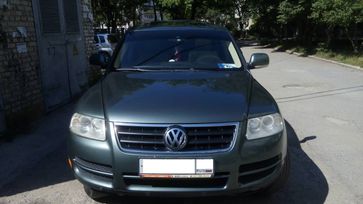 SUV   Volkswagen Touareg 2004 , 700000 , 