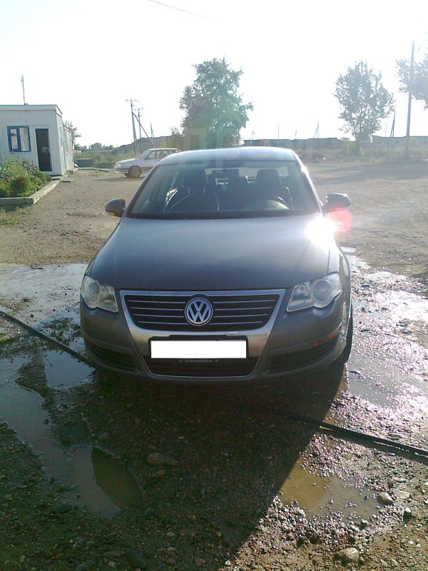 Volkswagen Passat 2008 , 700000 , 