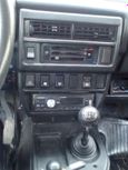 SUV    4x4 2121  2011 , 200000 , 