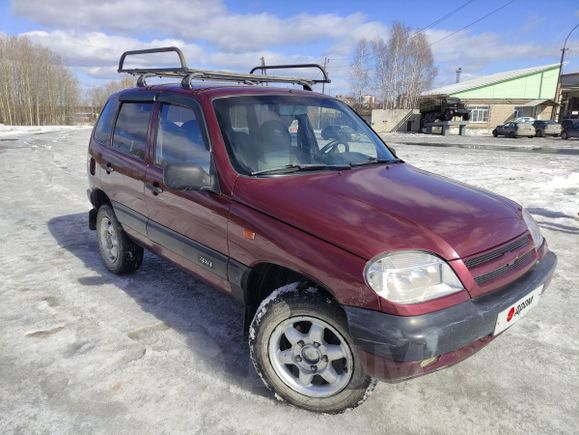 SUV   Chevrolet Niva 2004 , 157000 , 