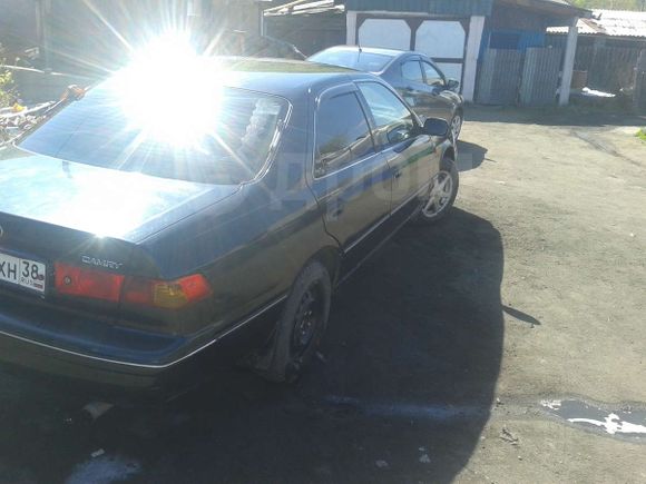  Toyota Camry 1999 , 215000 , 