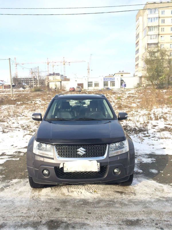 SUV   Suzuki Grand Vitara 2011 , 950000 , 