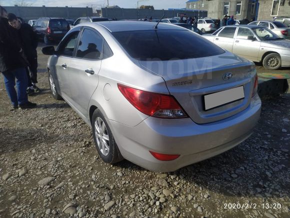  Hyundai Solaris 2012 , 370000 , 