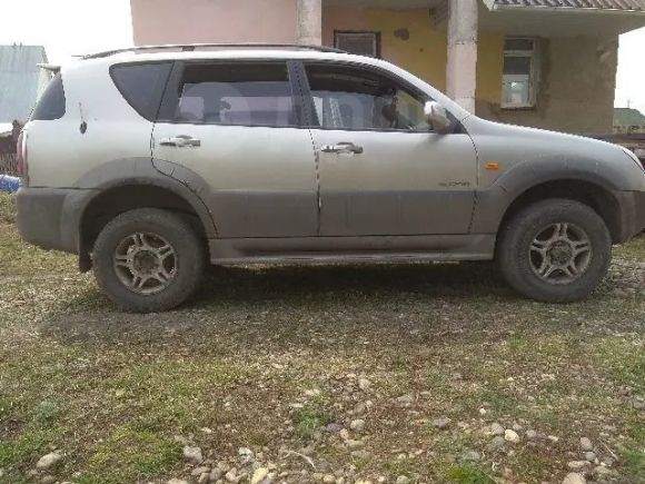 SUV   SsangYong Rexton 2003 , 280000 , 