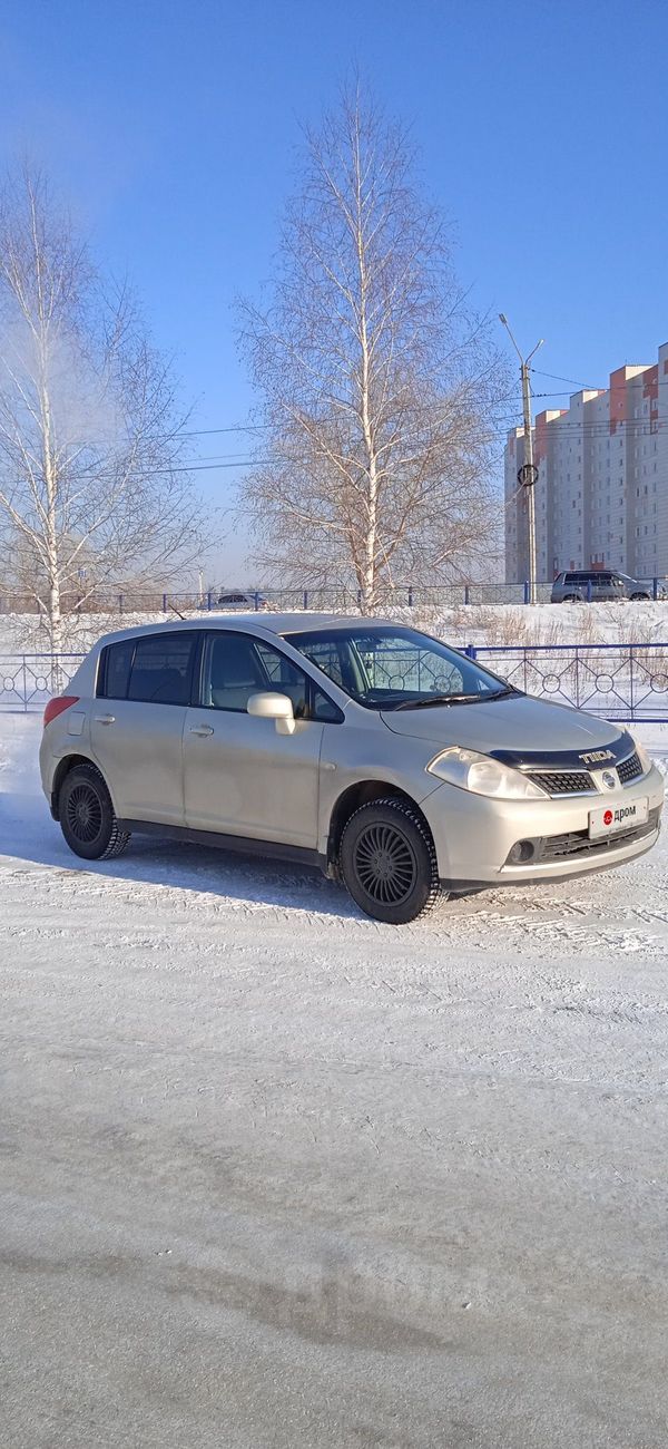  Nissan Tiida 2004 , 350000 , 