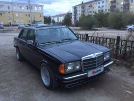  Mercedes-Benz W123 1983 , 300000 , 