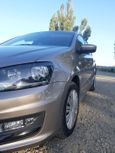  Volkswagen Polo 2016 , 640000 , --