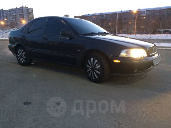  Volvo S40 1998 , 155000 , 