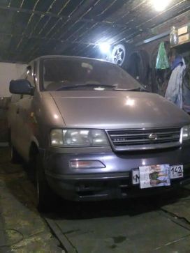    Nissan Largo 1993 , 170000 , 