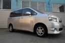    Toyota Voxy 2010 , 670000 , 