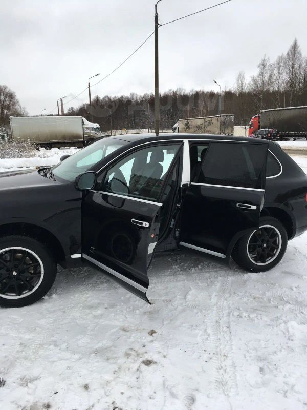 SUV   Porsche Cayenne 2004 , 600000 , 