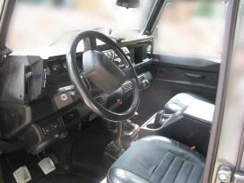 SUV   Land Rover Defender 2005 , 1070000 , 