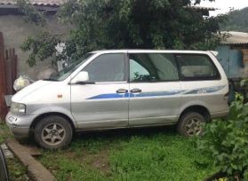    Nissan Largo 1998 , 165000 , -