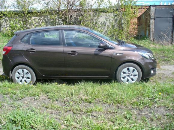  Kia Rio 2015 , 560000 , 