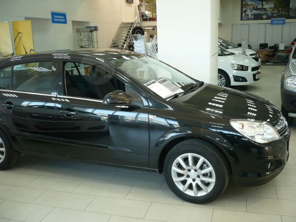  Opel Astra 2014 , 611000 , 