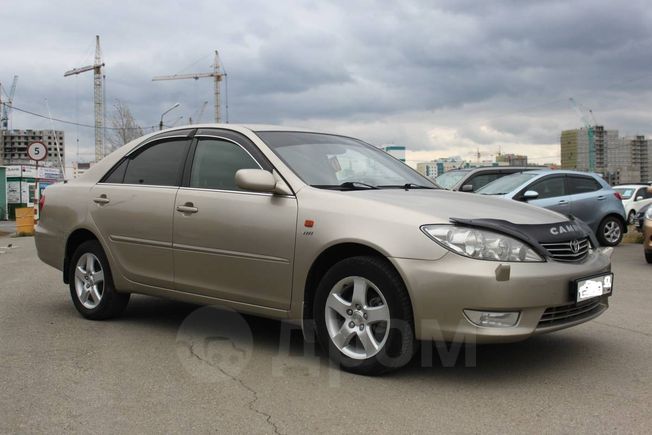  Toyota Camry 2004 , 400000 , 