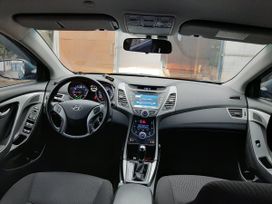  Hyundai Elantra 2015 , 747000 , 