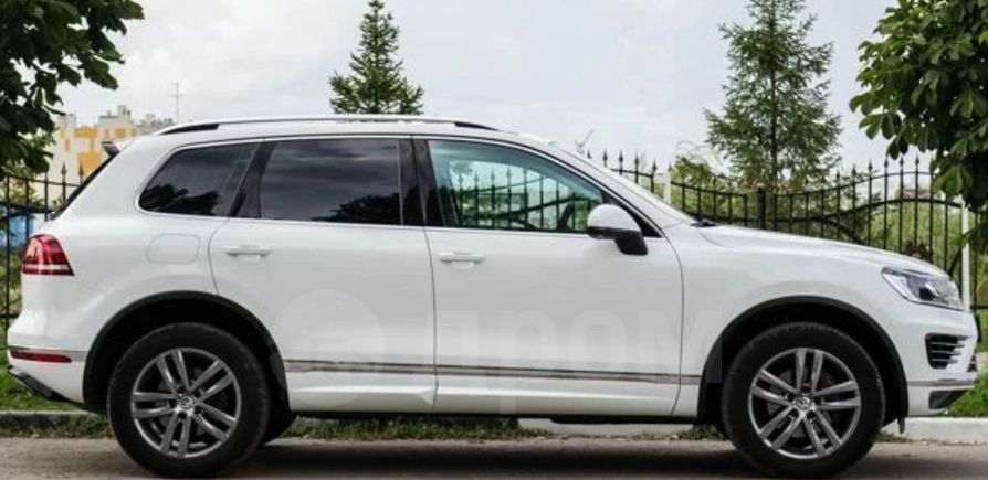 SUV   Volkswagen Touareg 2018 , 2850000 , 