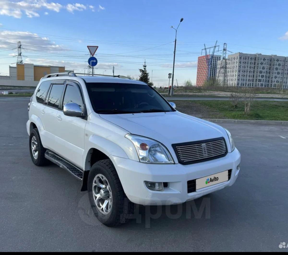 Купить автомобиль Toyota Land Cruiser Prado 2003 в Барнауле, В отличном  состоянии вложений не требует, белый, б/у, битый или не на ходу, полный  привод, комплектация 2.7 MT GX 5dr.