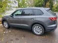 SUV   Volkswagen Touareg 2018 , 3700000 , 