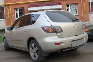  Mazda Mazda3 2005 , 325000 , 