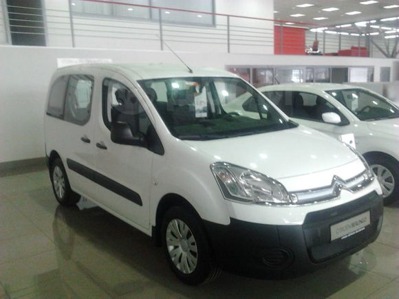    Citroen Berlingo 2013 , 831300 , 