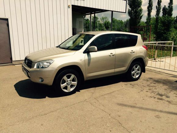 SUV   Toyota RAV4 2007 , 630000 , 