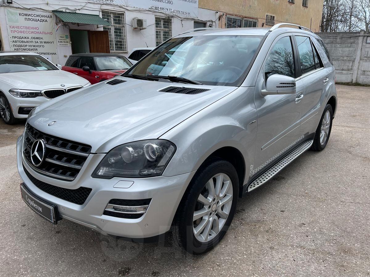 Мерседес мl 350 2012. Белый mercedes ml350 2008. Mercedes benz ml 350 2014. Мерседес плаза на гагарина нижний. Мерседес 350 4 дверный старый.