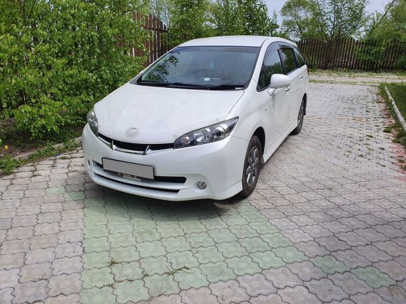    Toyota Wish 2011 , 730000 , 