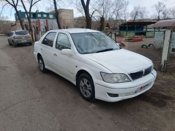 Тойота Виста 2001 года