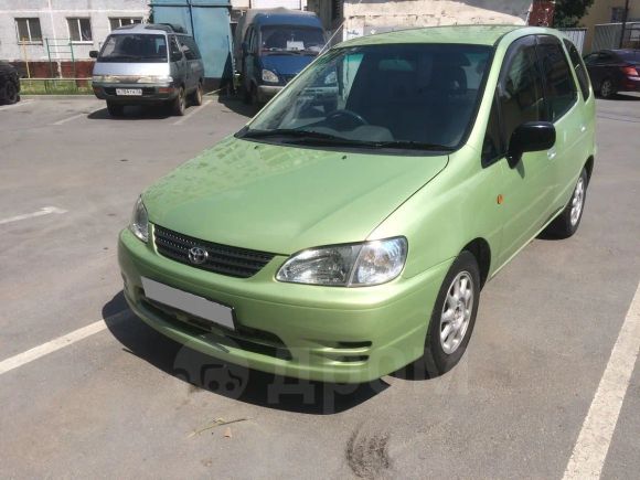    Toyota Corolla Spacio 2000 , 245000 , 