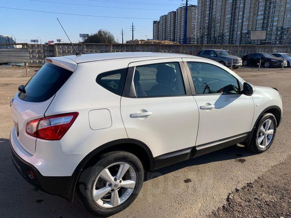 SUV   Nissan Qashqai 2013 , 625000 , 