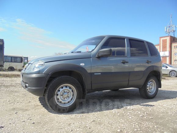 SUV   Chevrolet Niva 2012 , 273000 , 