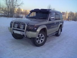 SUV   Mitsubishi Pajero 1993 , 435000 , --