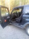 SUV     2010 , 320000 , 