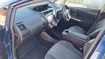    Toyota Prius Alpha 2015 , 988000 , -