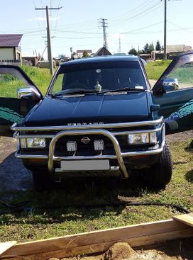 SUV   Nissan Terrano 1987 , 300000 , 